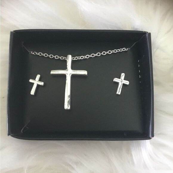 Avon new Believe Cross Necklace with earrings - Picture 1 of 16